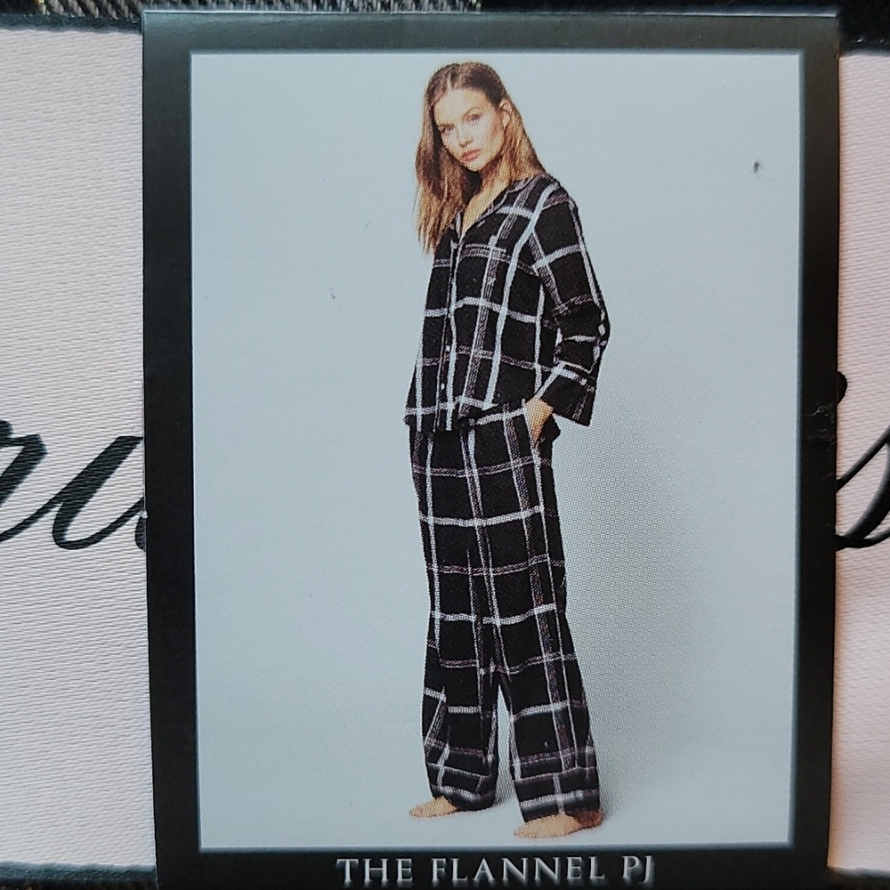 NEW Victoria's Secret Flannel Pajamas - Picture 2 of 3